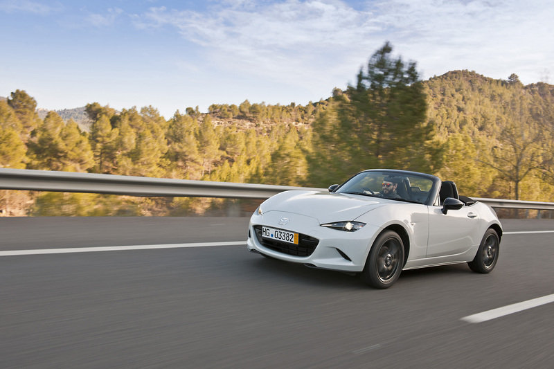 The Mazda MX-5 Miata Will Live On Though Electrification High Resolution Exterior
- image 614473